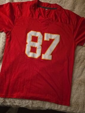 Chiefs Travis Kelce Jersey, Mens Medium